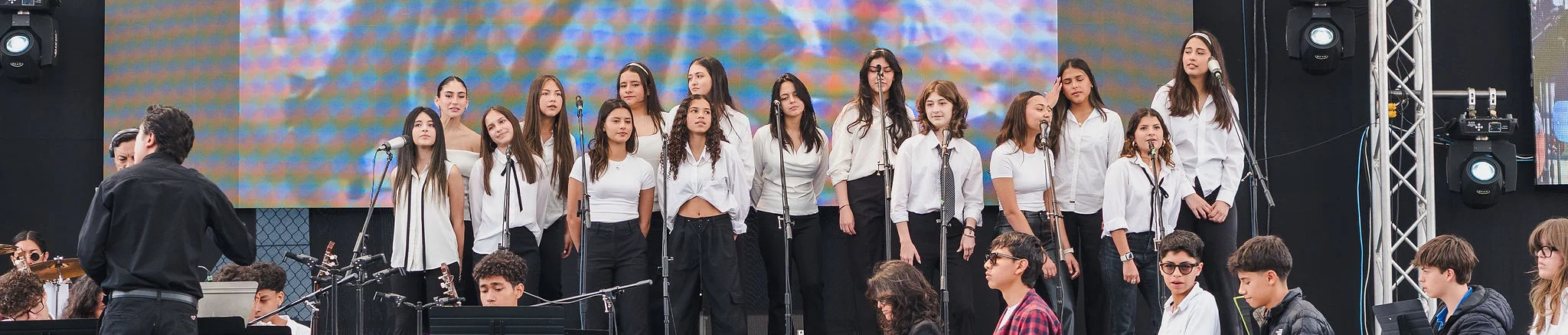 Artes escénicas y visuales