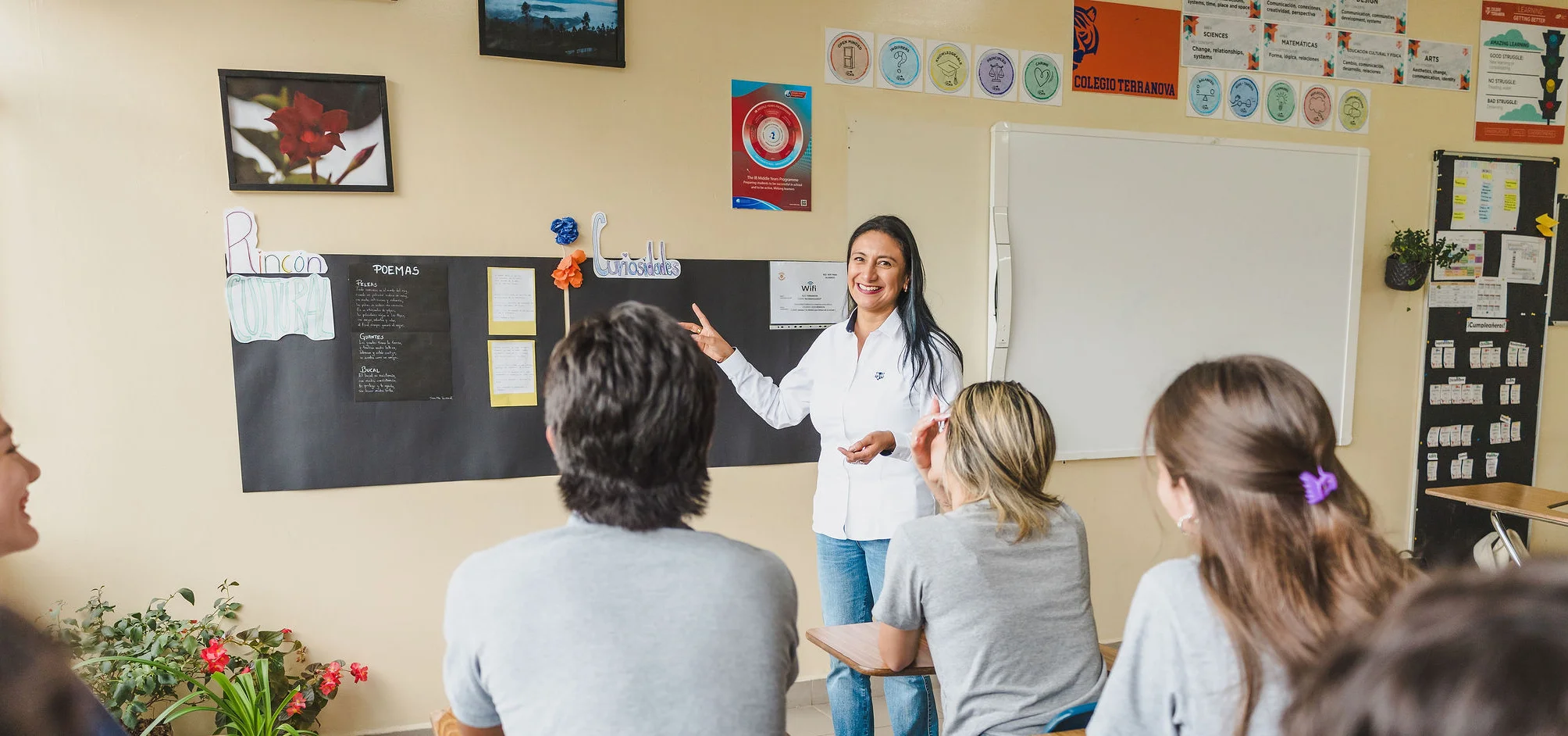 Trabaja con nosotros