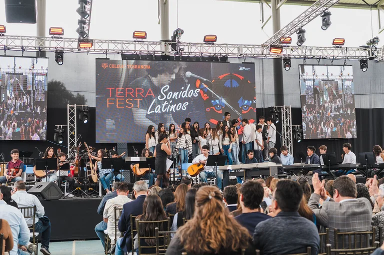 Reconocimiento como escuela líder